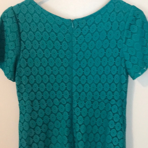 Dresss - Picture 2 of 3